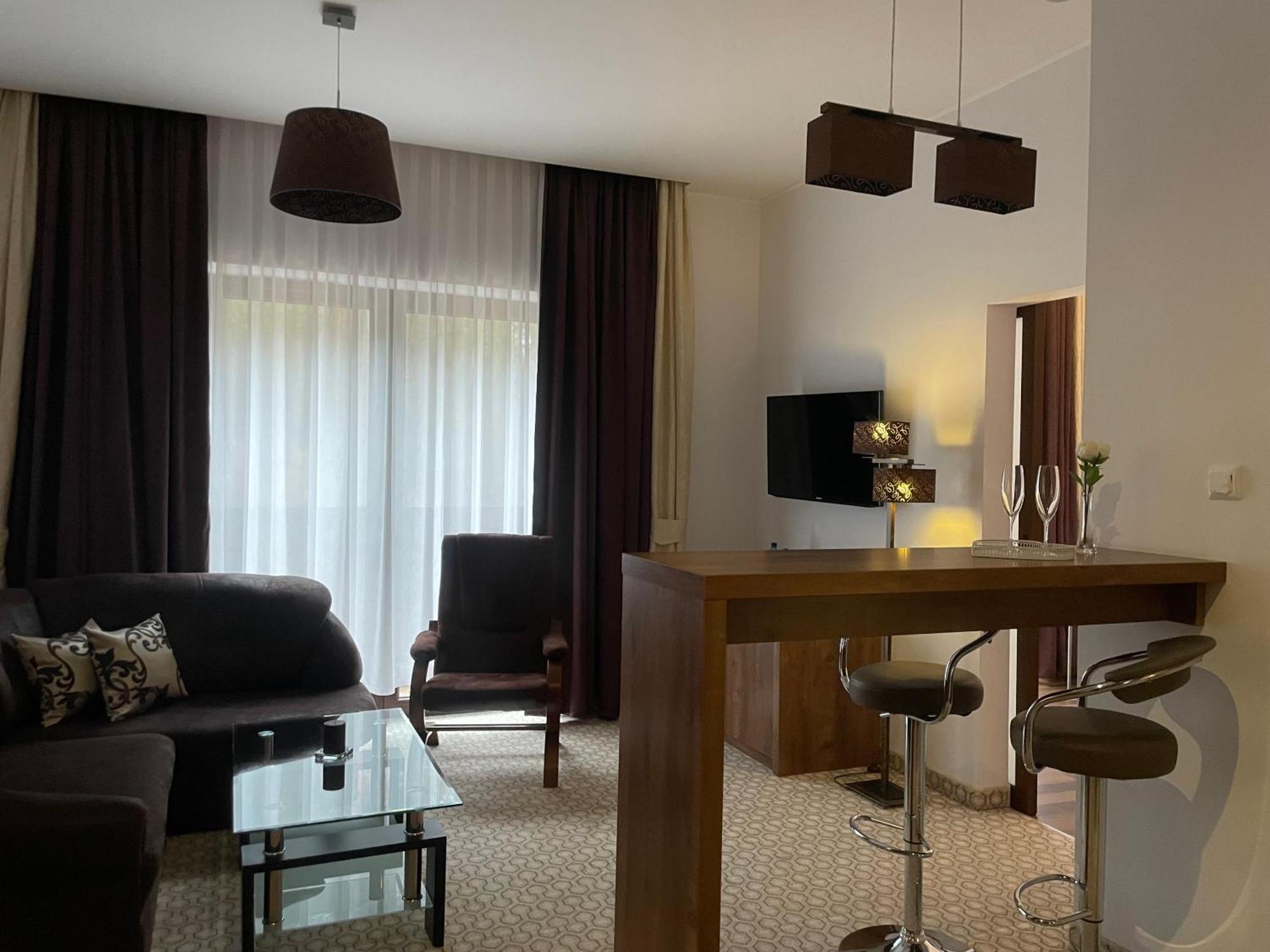 Hotel Drohicki Drohiczyn Eksteriør bilde